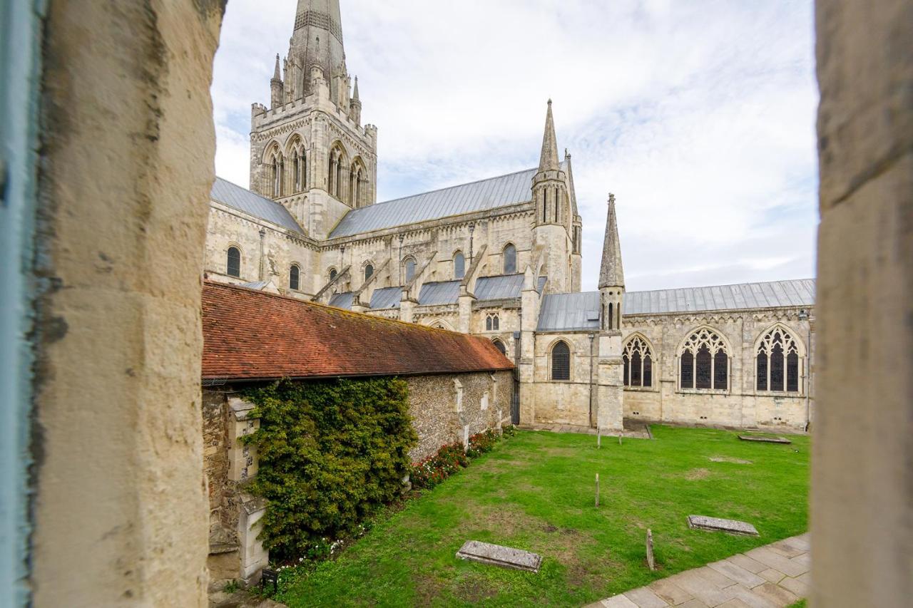 Cloisters Cottage Chichester Exterior foto